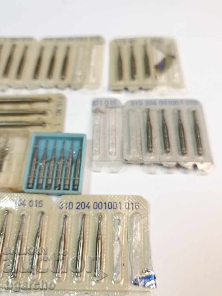 Аукцион Зъболекари борчета Аукцион Зъболекари борчета