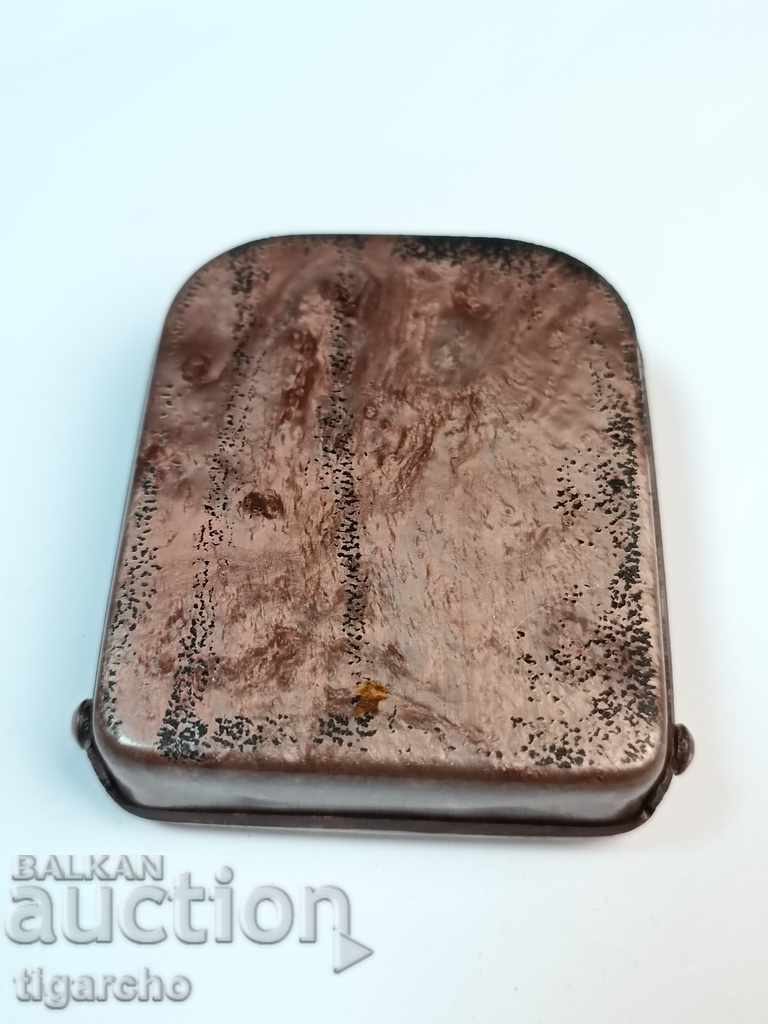 Delivery of Molinia watch case Delivery of Molinia watch case