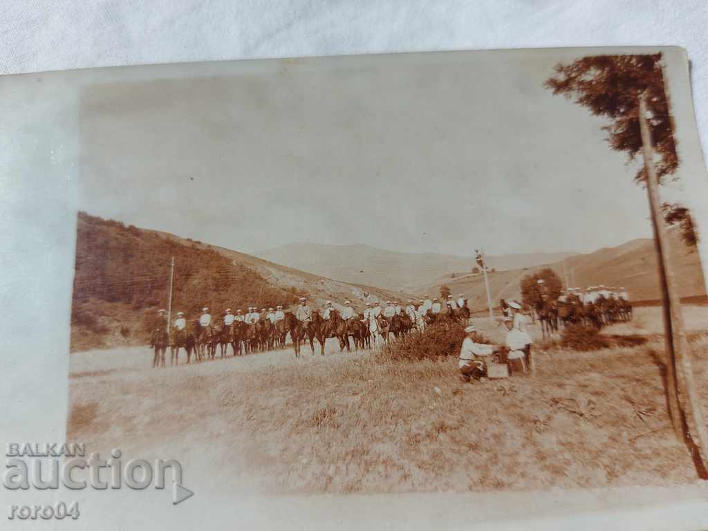 MILITARY - MANEUVERS - WW I / WW II - 5 MILITARY - MANEUVERS - WW I / WW II - 5