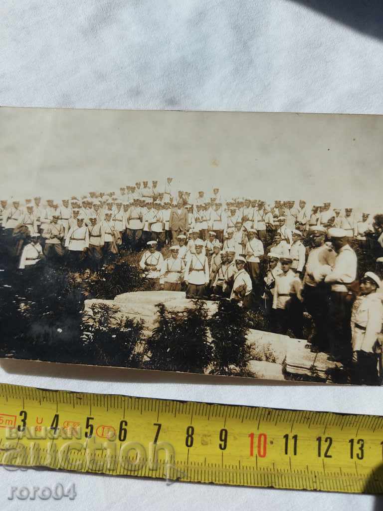 Auction  MILITARY - MANEUVERS - ASSEMBLY - WW I / WW II