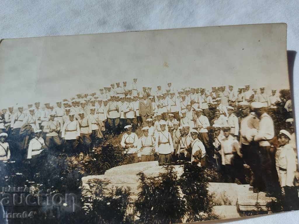 MILITARY - MANEUVERS - ASSEMBLY - WW I / WW II - 6