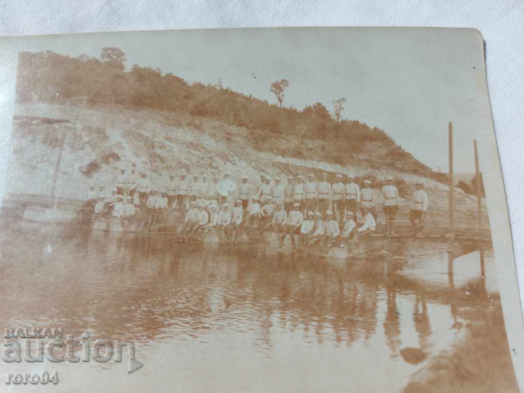 Auction MILITARY - RIVER - BRIDGE - WW I / WW II Auction MILITARY - RIVER - BRIDGE - WW I / WW II