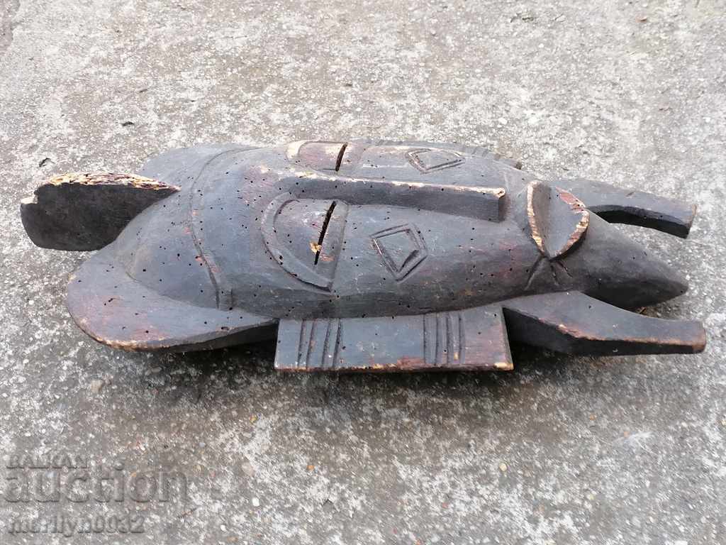 Auction  Very old African mask carving interior beauty
