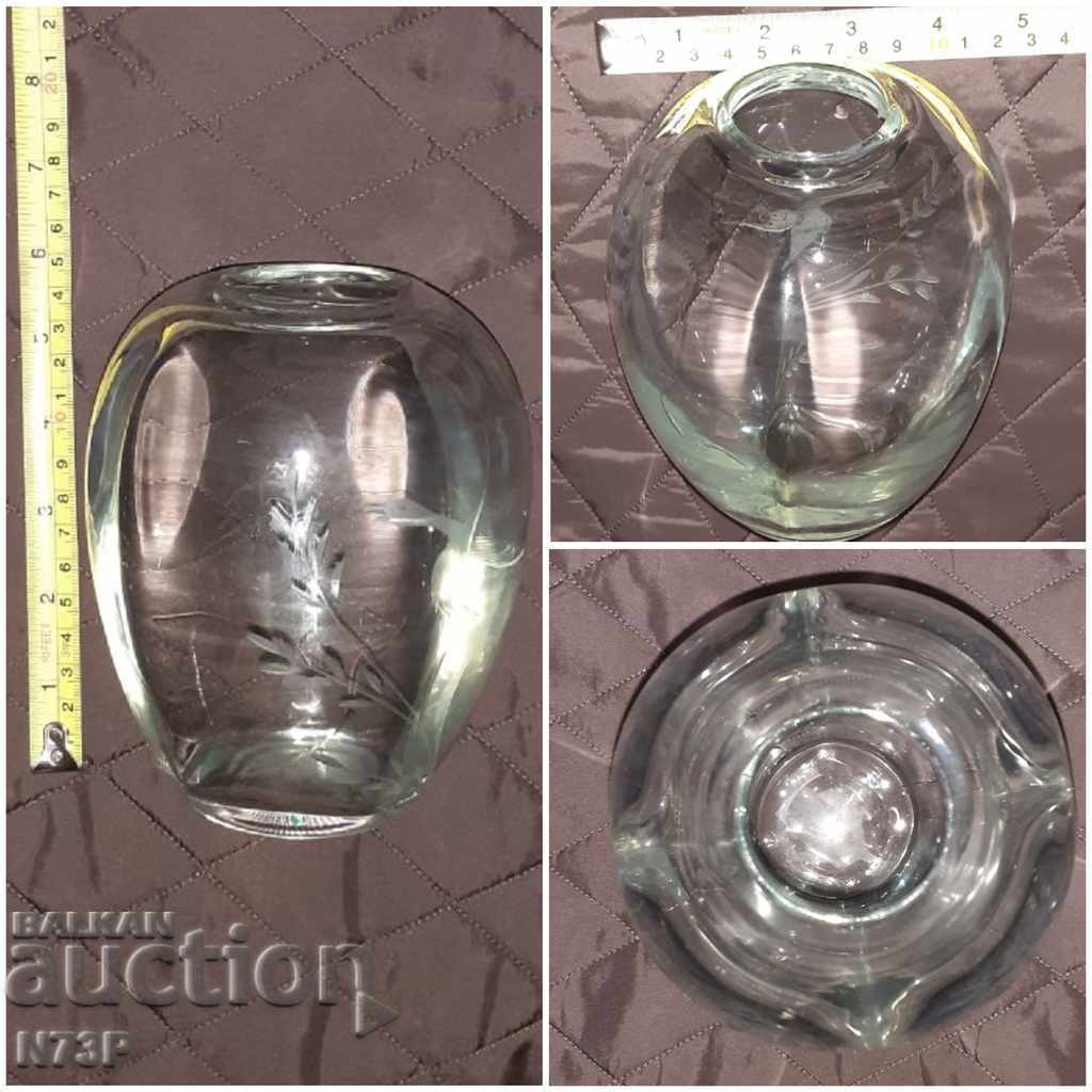 OLD AND BEAUTIFUL VASE. HANDMADE. - 7 OLD AND BEAUTIFUL VASE. HANDMADE. - 7