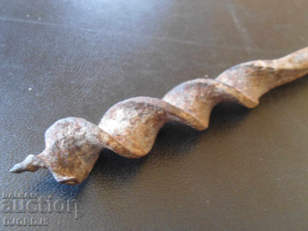 Old drill, chipping with price 2.00 BGN | € 1.02 Old drill, chipping with price 2.00 BGN | € 1.02
