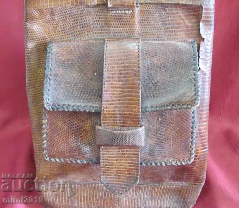 Δημοπρασία Vintage τσάντα από δέρμα φιδιού Δημοπρασία Vintage τσάντα από δέρμα φιδιού