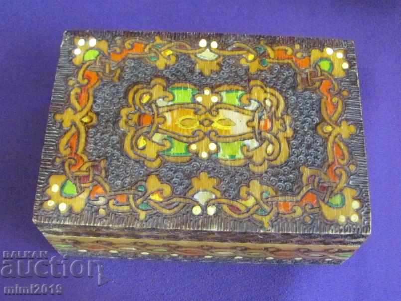 Vintage Wooden Jewelry Box with price 30.00 BGN | € 15.34 Vintage Wooden Jewelry Box with price 30.00 BGN | € 15.34