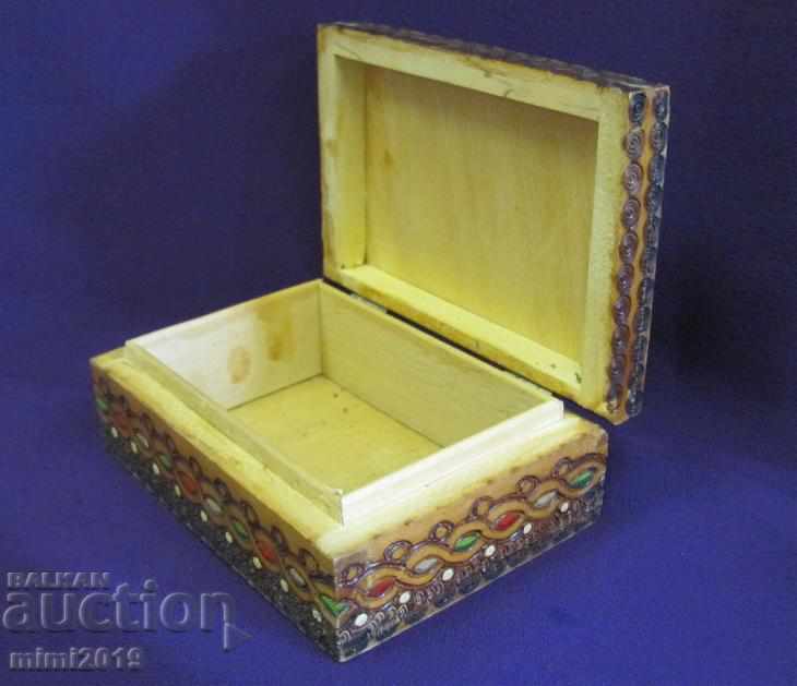 Vintage Wooden Jewelry Box - 5 Vintage Wooden Jewelry Box - 5