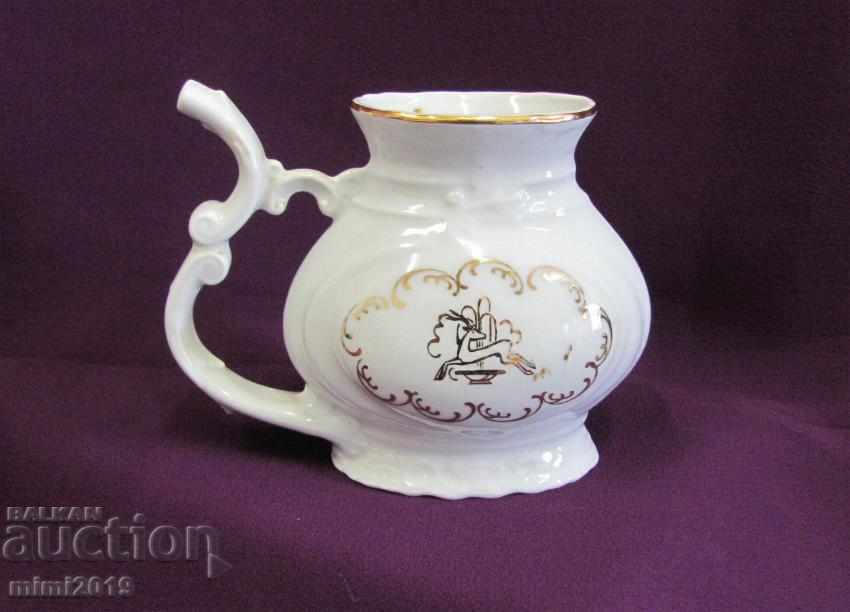 Vinci Porcelain Feeder Czechoslovakia Marked with price 90.00 BGN | € 46.02 Vinci Porcelain Feeder Czechoslovakia Marked with price 90.00 BGN | € 46.02