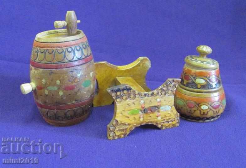 Vintage Folk Art Wooden Mini Souvenirs with price 20.00 BGN | € 10.23