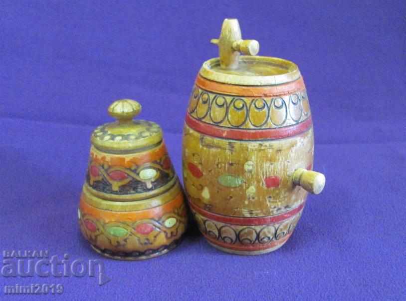 Delivery of Vintage Folk Art Wooden Mini Souvenirs