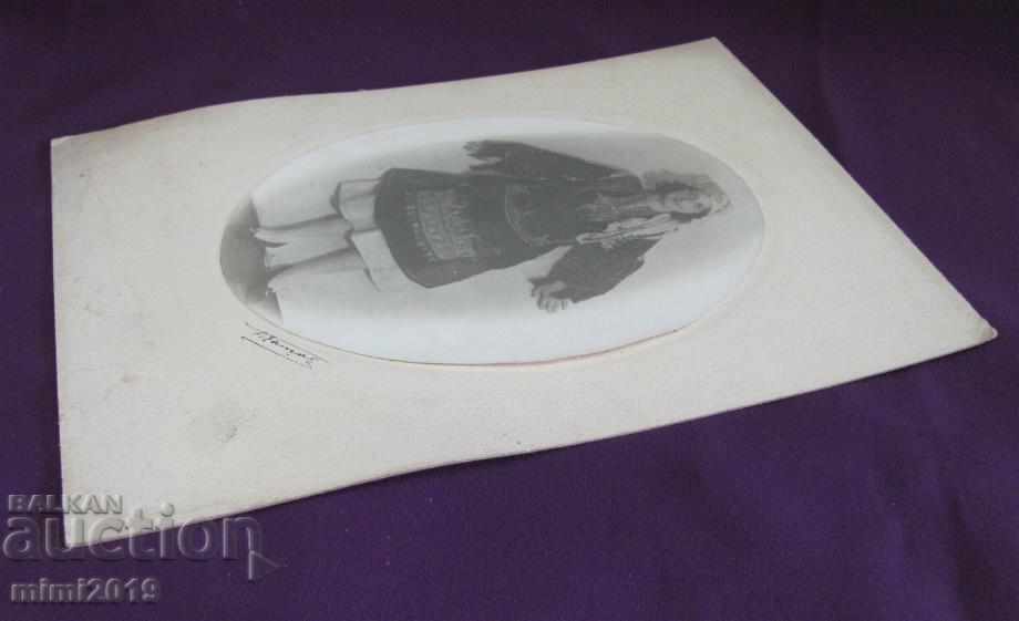 Old Photo Folk Costume - 6