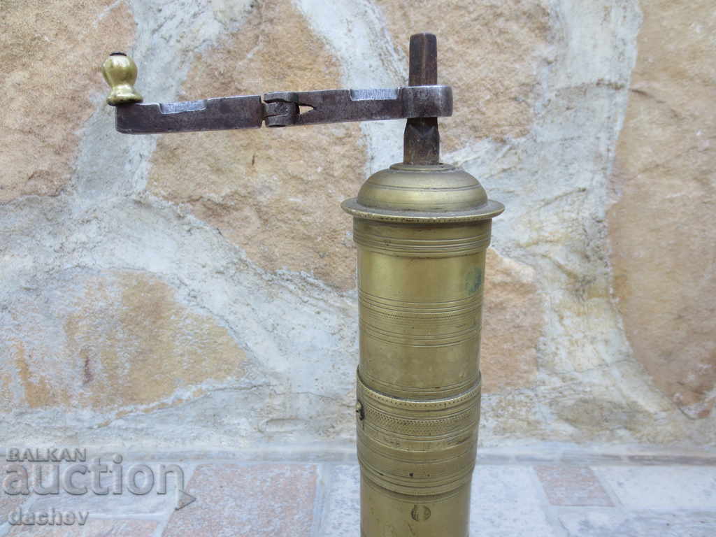 Auction  Old Ottoman bronze grinder for coffee grinder tugra TUGRI