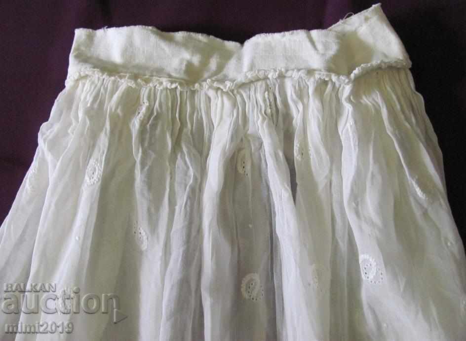 Auction 19th Century Victorian Style Women's Skirt Cut Lace Auction 19th Century Victorian Style Women's Skirt Cut Lace