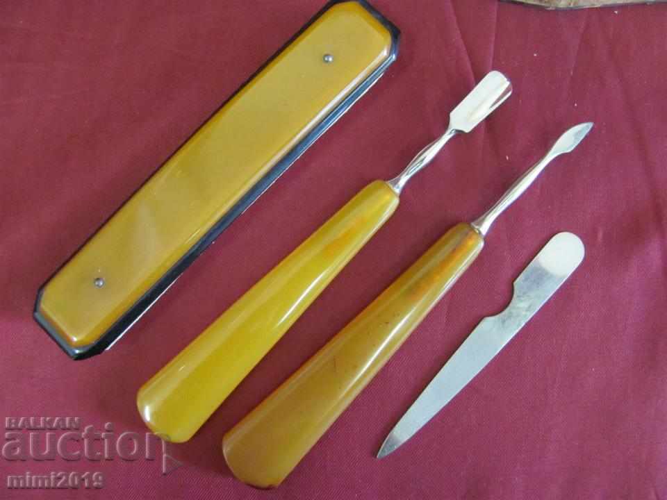 Auction 20s Women's Manicure Set Auction 20s Women's Manicure Set