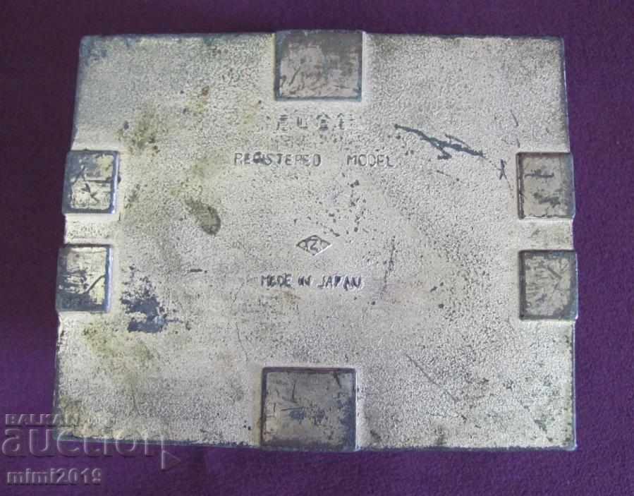 Delivery of Old Japanese Metal Box Delivery of Old Japanese Metal Box