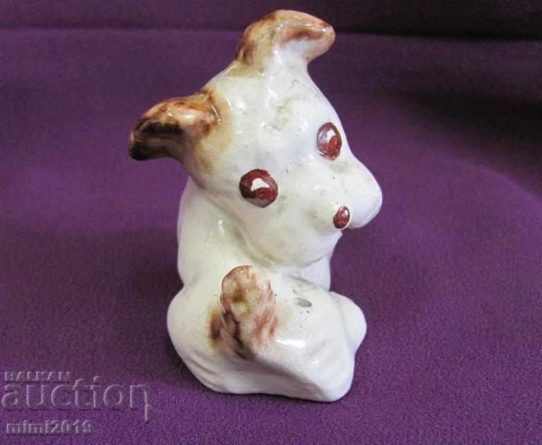 Delivery of Old Porcelain Figurine Dog Delivery of Old Porcelain Figurine Dog