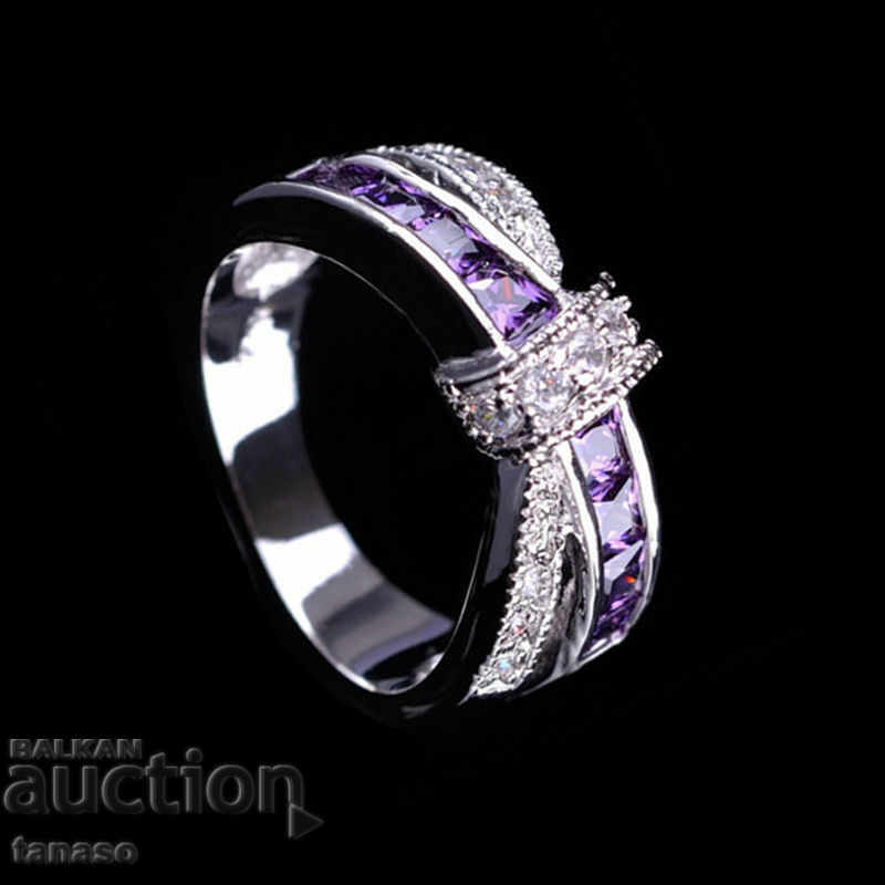 Ring with purple amethyst, white gilding Ring with purple amethyst, white gilding