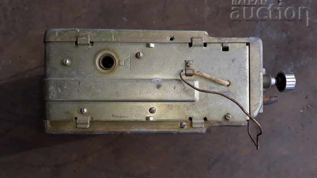 large retro car radio receiver USSR - 6