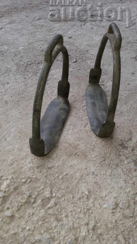 bronze stirrups spurs saddle cavalry - 5