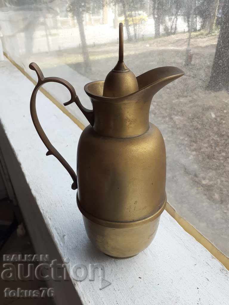 Auction Old bronze decanter kana thermos Auction Old bronze decanter kana thermos