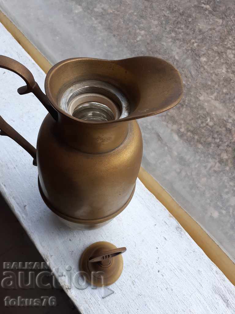 Delivery of Old bronze decanter kana thermos Delivery of Old bronze decanter kana thermos