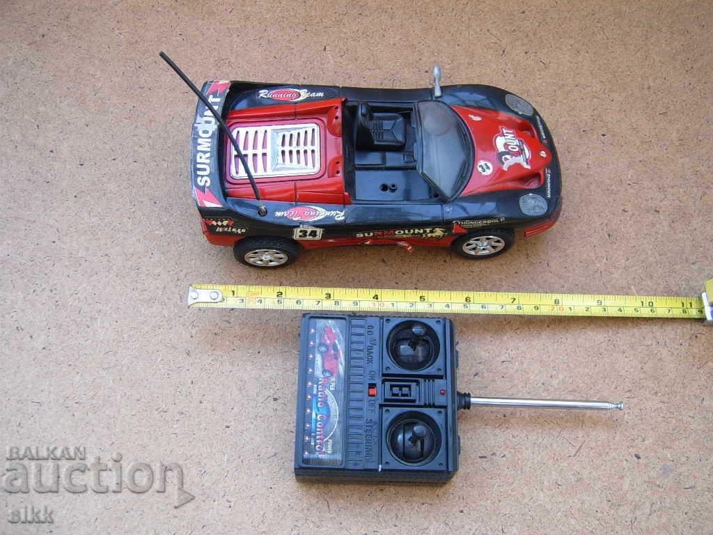 Auction the car is radio controlled Auction the car is radio controlled