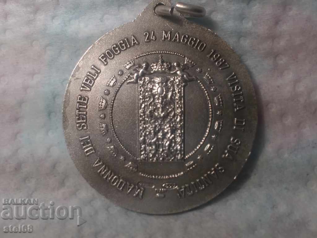 Auction  SILVER PAPAL MEDAL