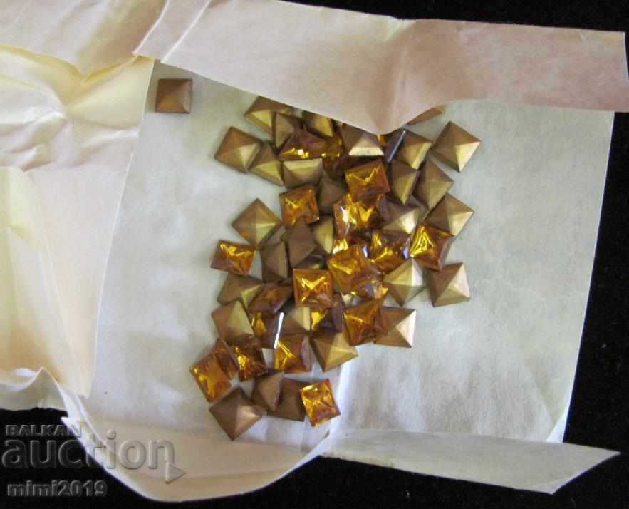 Delivery of Antique Vintage Polished Crystals for Jewelry Bohemia Delivery of Antique Vintage Polished Crystals for Jewelry Bohemia