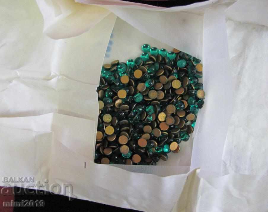 Auction Antique Vintage Polished Crystals for Jewelry Bohemia Auction Antique Vintage Polished Crystals for Jewelry Bohemia