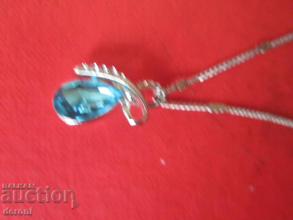 Great necklace necklace with stone with price 10.00 BGN | € 5.11