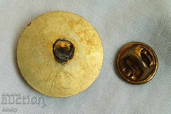 Old badge sport - National Rugby Team Australia with price 1.50 BGN | € 0.77 Old badge sport - National Rugby Team Australia with price 1.50 BGN | € 0.77