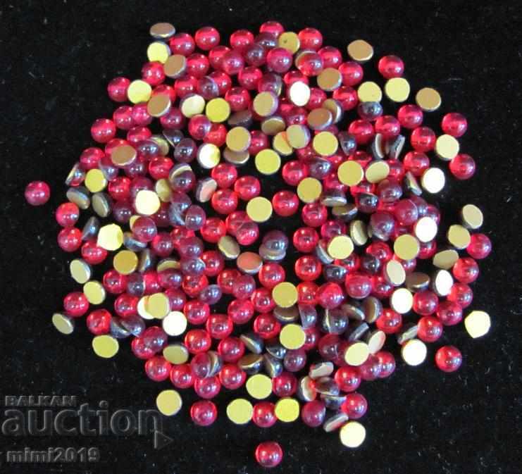 Cristale antice vintage lustruite pentru bijuterii Boemia cu preț 21.00 BGN | € 10.74 Cristale antice vintage lustruite pentru bijuterii Boemia cu preț 21.00 BGN | € 10.74