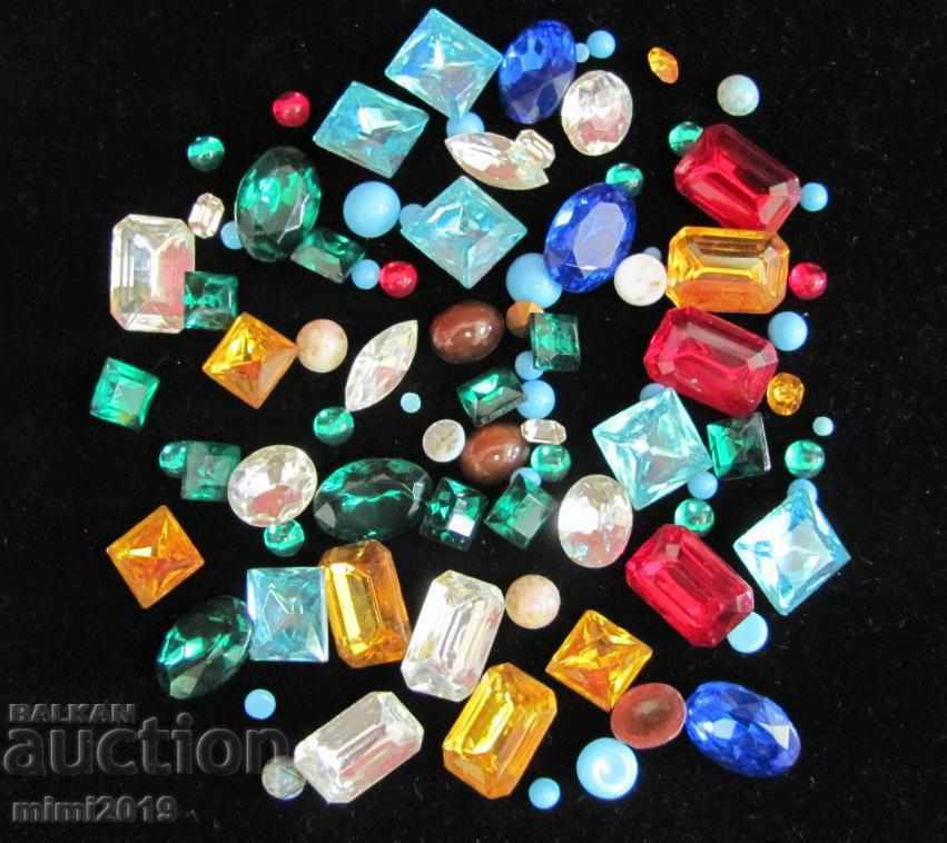 Cristale antice vintage lustruite pentru bijuterii Boemia - 5 Cristale antice vintage lustruite pentru bijuterii Boemia - 5