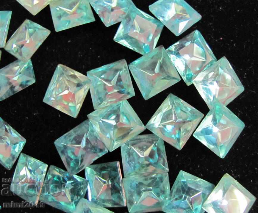 Auction Antique Vintage Polished Crystals for Jewelry Bohemia Auction Antique Vintage Polished Crystals for Jewelry Bohemia