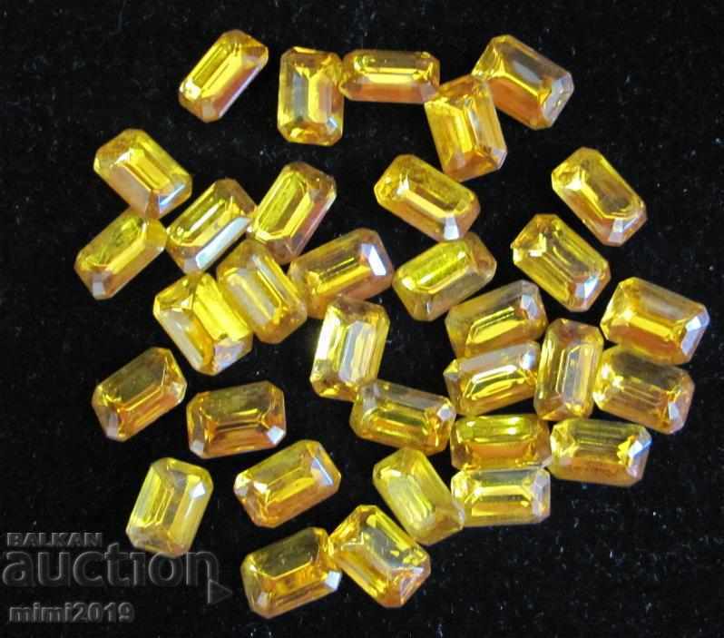 Antique Vintage Polished Crystals for Jewelry Bohemia with price 28.00 BGN | € 14.32 Antique Vintage Polished Crystals for Jewelry Bohemia with price 28.00 BGN | € 14.32
