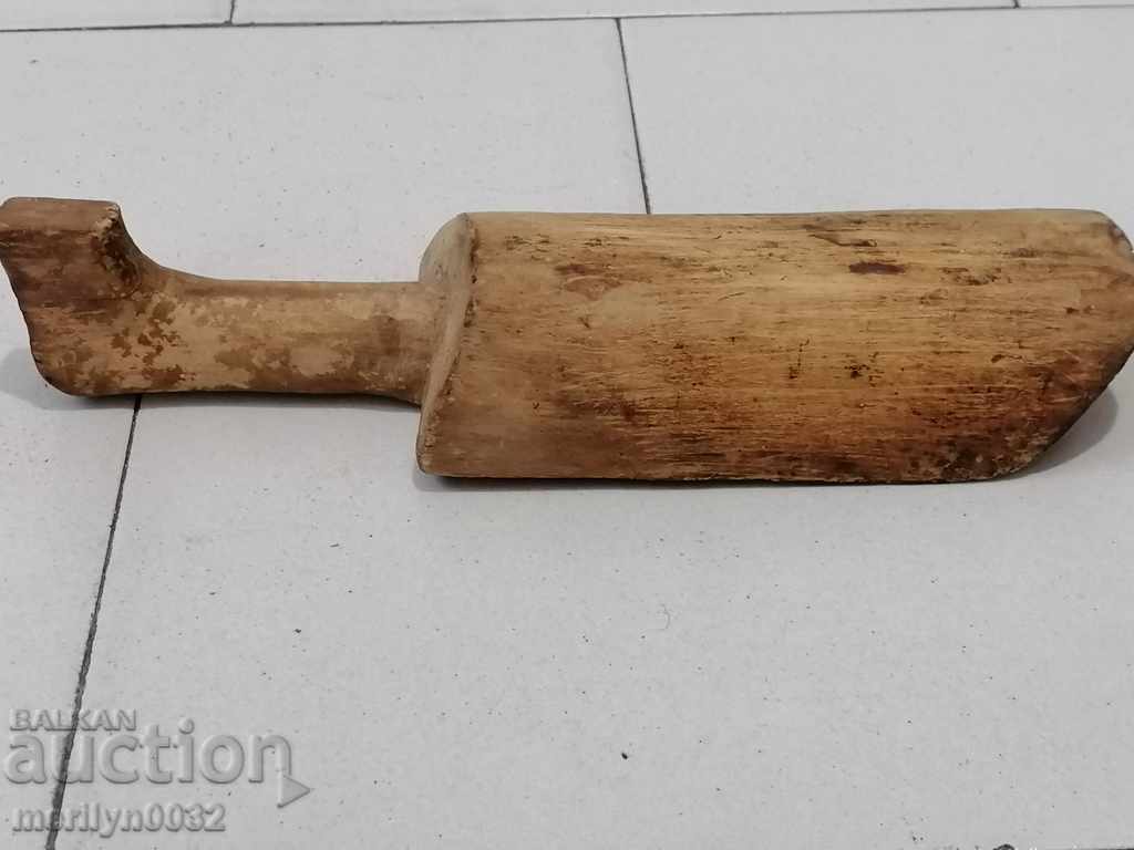Old wooden shovel, blade, wooden - 6 Old wooden shovel, blade, wooden - 6