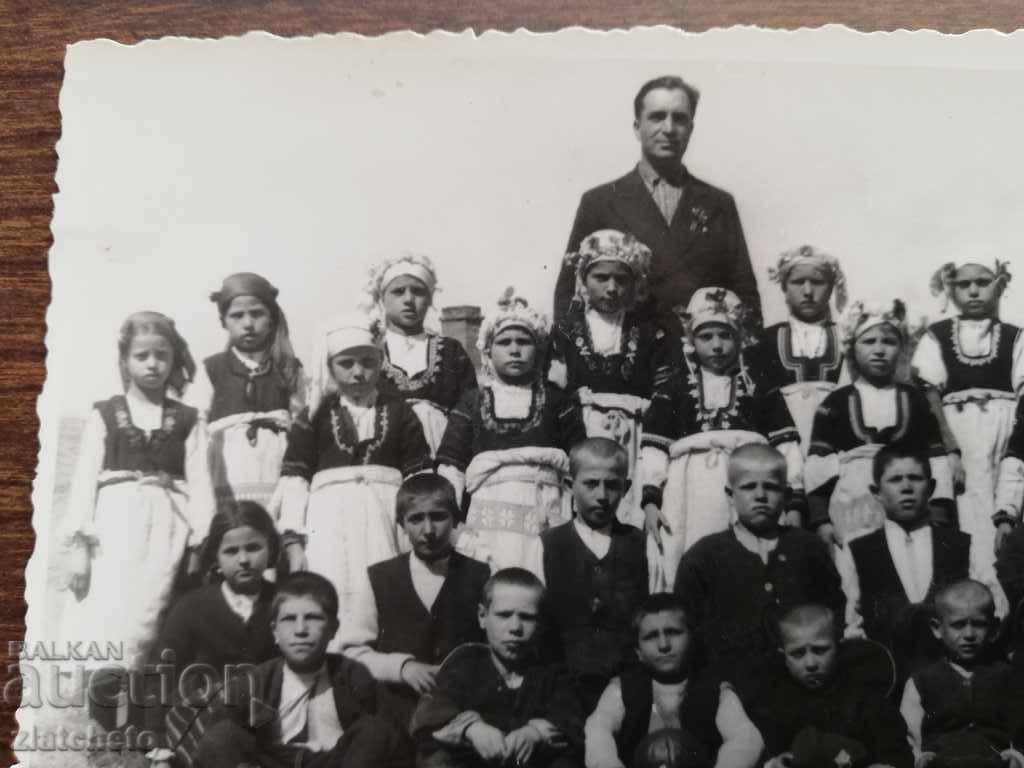 old photo with price 12.00 BGN | € 6.14 old photo with price 12.00 BGN | € 6.14