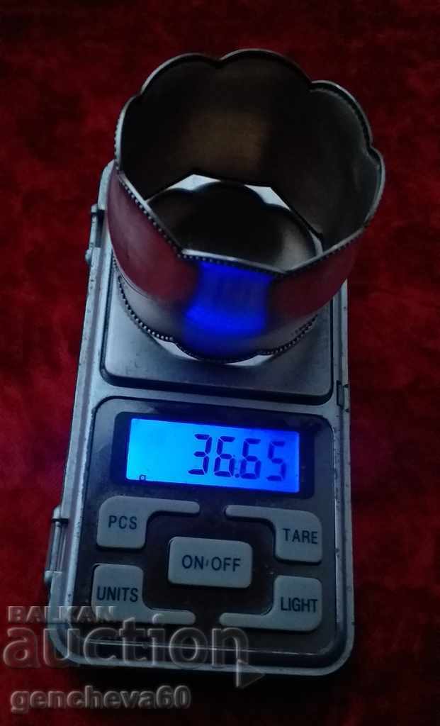 Licitație Rar suport de șervețele din argint 36g cu inițiale și șervețele de mătase Licitație Rar suport de șervețele din argint 36g cu inițiale și șervețele de mătase