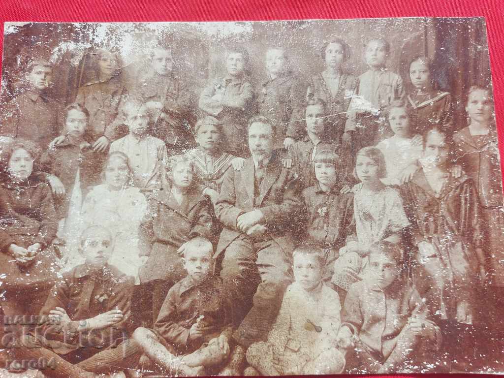 OLD, VERY OLD PHOTOGRAPHY - CARDBOARD - 6 OLD, VERY OLD PHOTOGRAPHY - CARDBOARD - 6