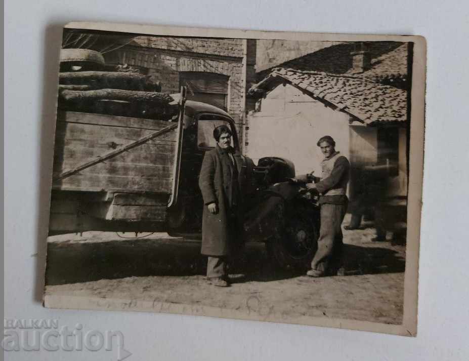 1945 POZA VECHE FOTO CAMION MAȘINĂ MAȘINĂ