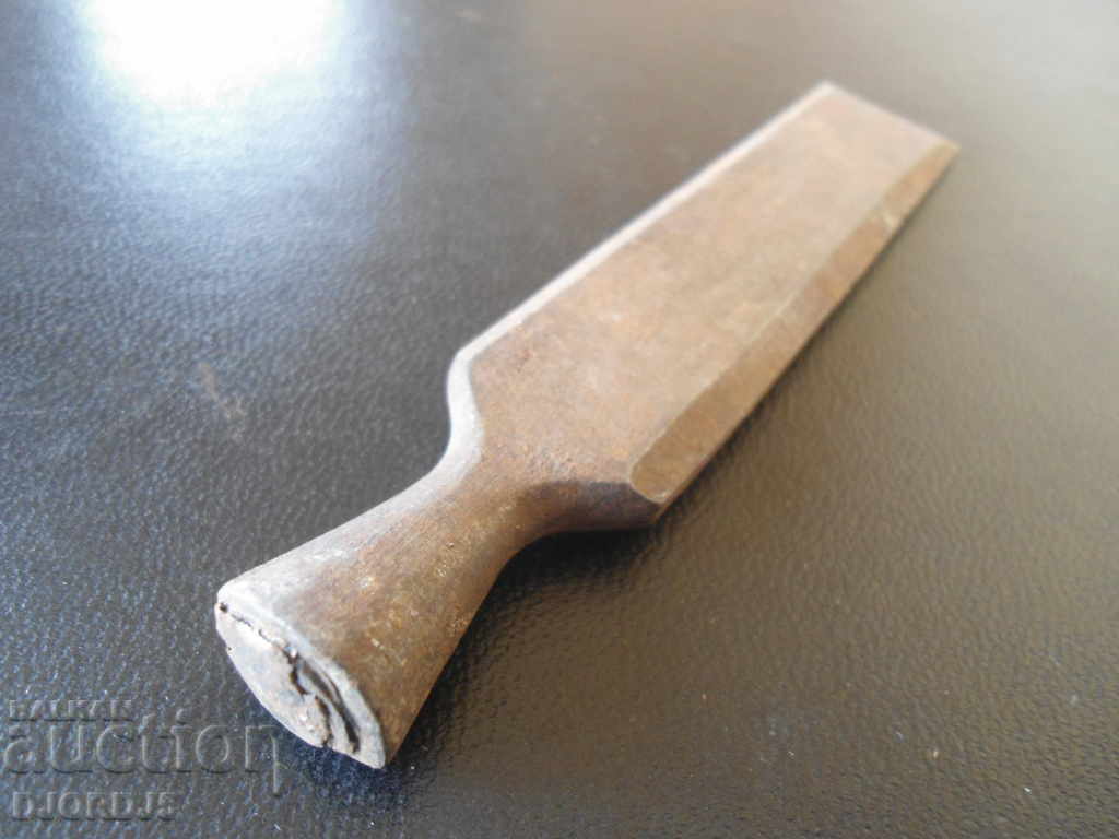 Auction Old tool, chisel Auction Old tool, chisel