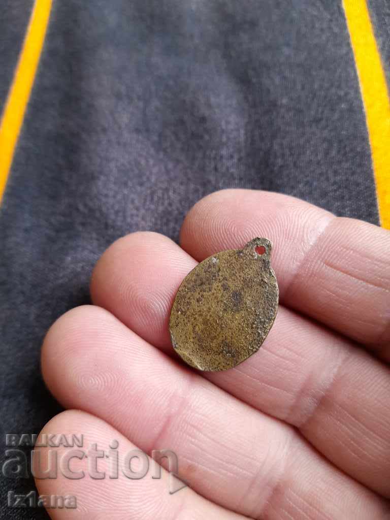 Аукцион Стара висулка за колие Аукцион Стара висулка за колие