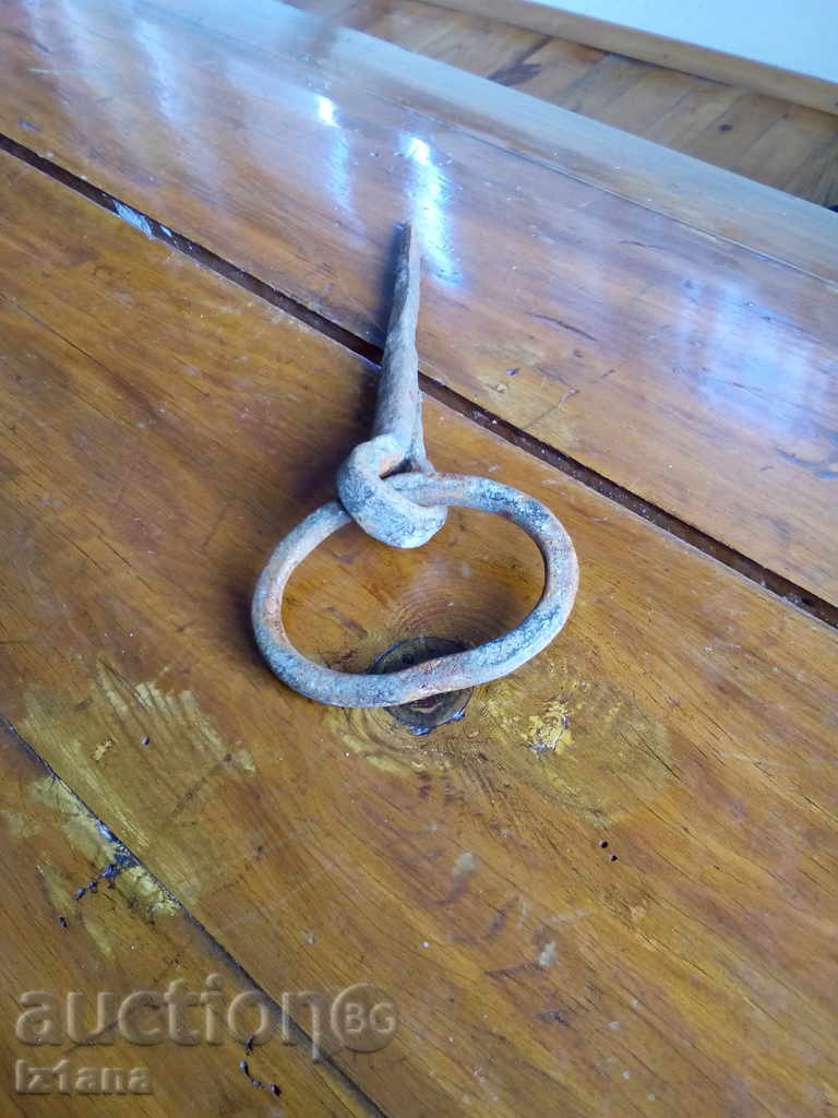 Antique Nail with price 9.00 BGN | € 4.60