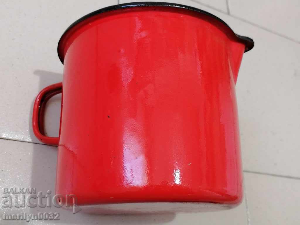 An old pot with enamel, enamelled vessel, Bulgaria with price 38.00 BGN | € 19.43
