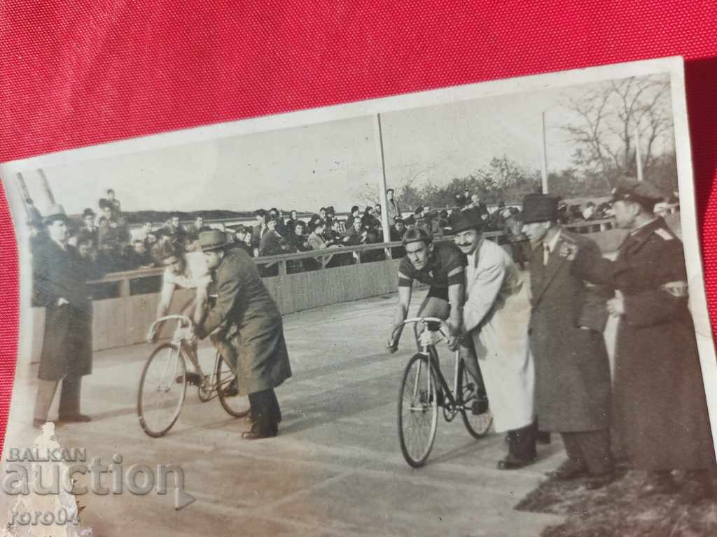 ΣΟΦΙΑ - ΚΟΛΟΔΡΟΥΜΑ - Β' Παγκόσμιος Πόλεμος - 7 ΣΟΦΙΑ - ΚΟΛΟΔΡΟΥΜΑ - Β' Παγκόσμιος Πόλεμος - 7