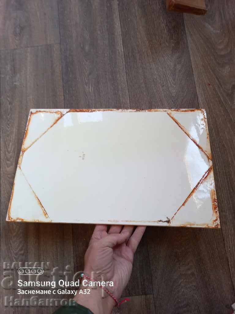 Delivery of OLD PORCELAIN TRAY Delivery of OLD PORCELAIN TRAY