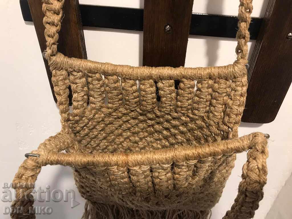 Auction Hand-knitted women's hemp bag Auction Hand-knitted women's hemp bag