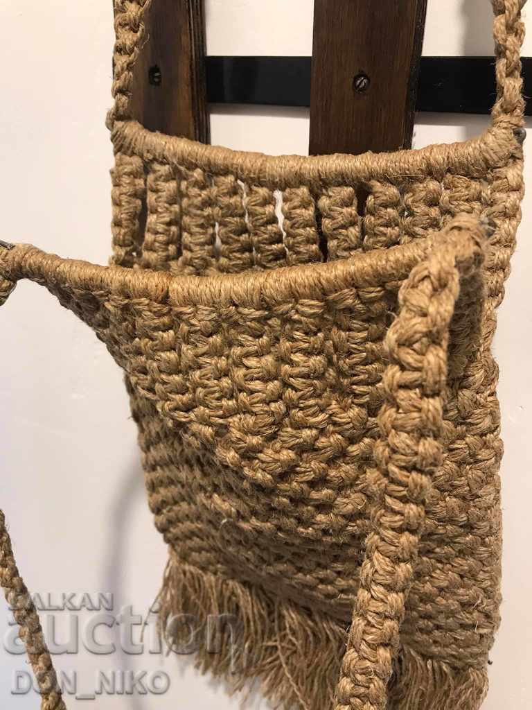 Delivery of Hand-knitted women's hemp bag Delivery of Hand-knitted women's hemp bag