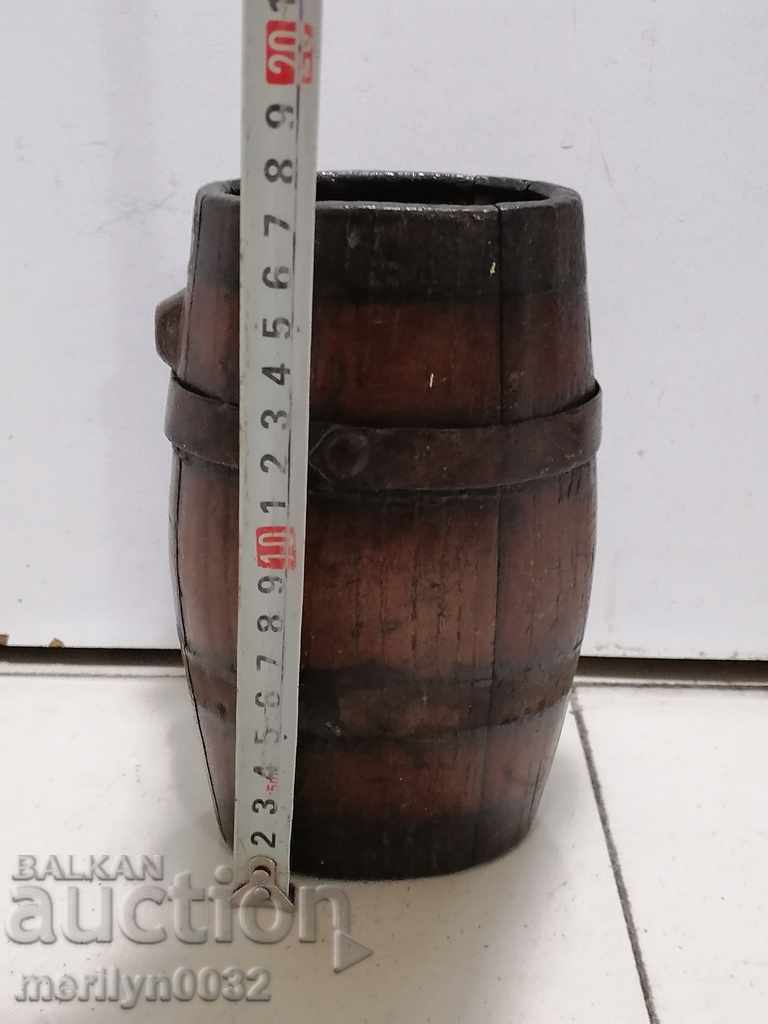 Auction Old wood pawler wooden bucket brown bucket Auction Old wood pawler wooden bucket brown bucket